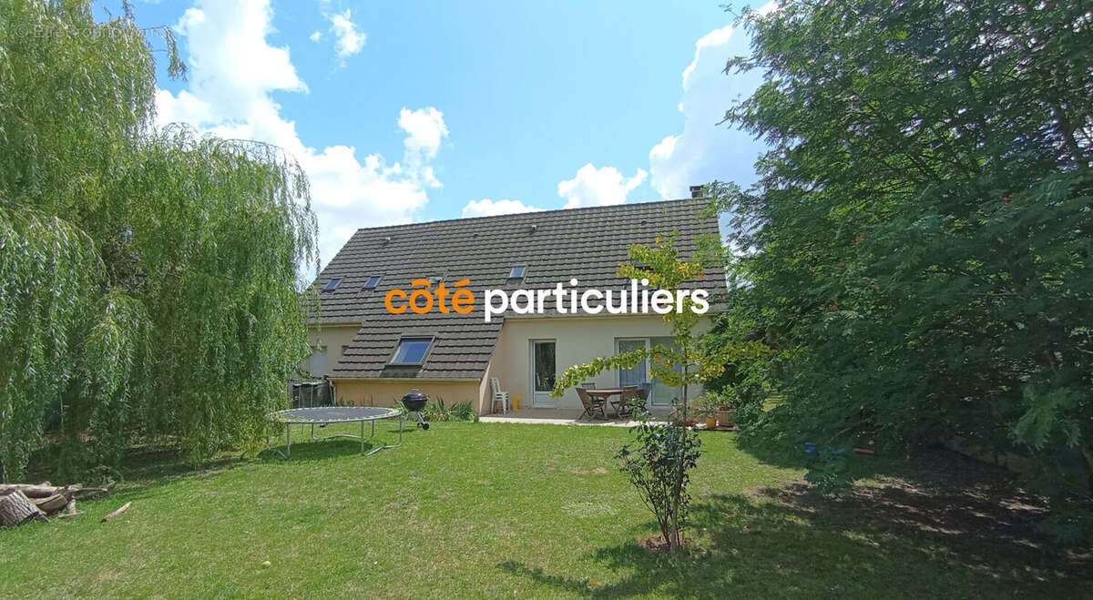 Villemandeur - photo 12