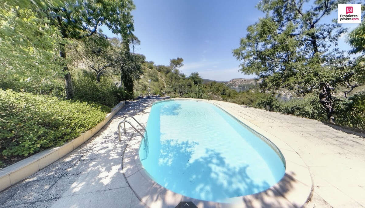 Maison à ESPARRON-DE-VERDON