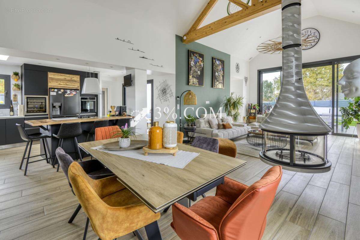 Maison à LA CHAPELLE-SUR-ERDRE