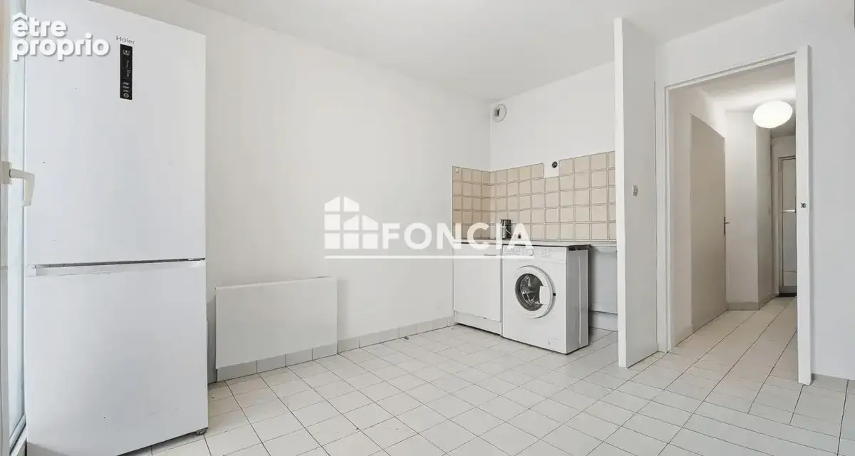 Studio loué avec balcon au cœur de Nice Californie : un investissement prêt à l'emploi - photo 2