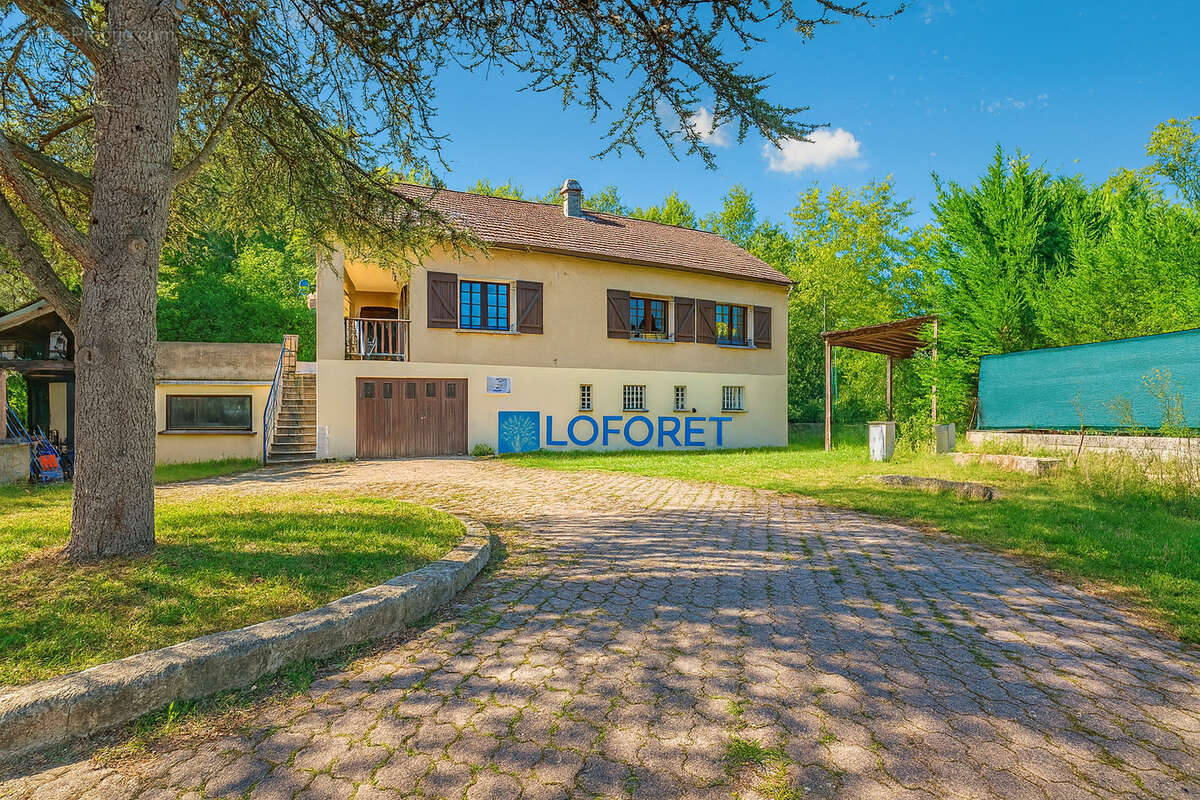 Maison à ESBLY