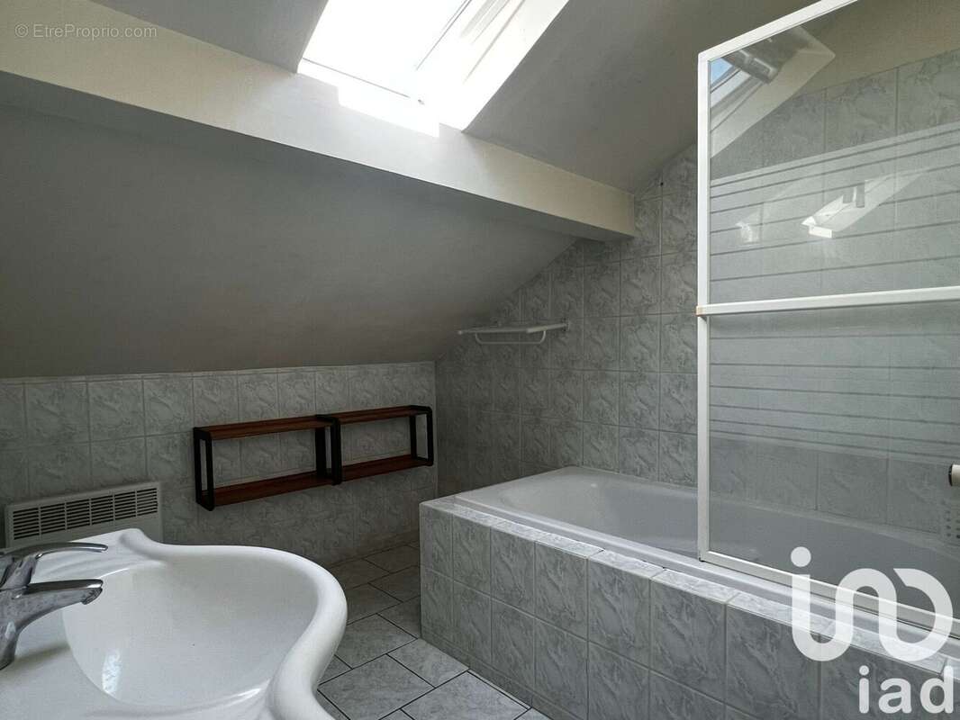 Photo 8 - Maison à DAMMARIE-LES-LYS