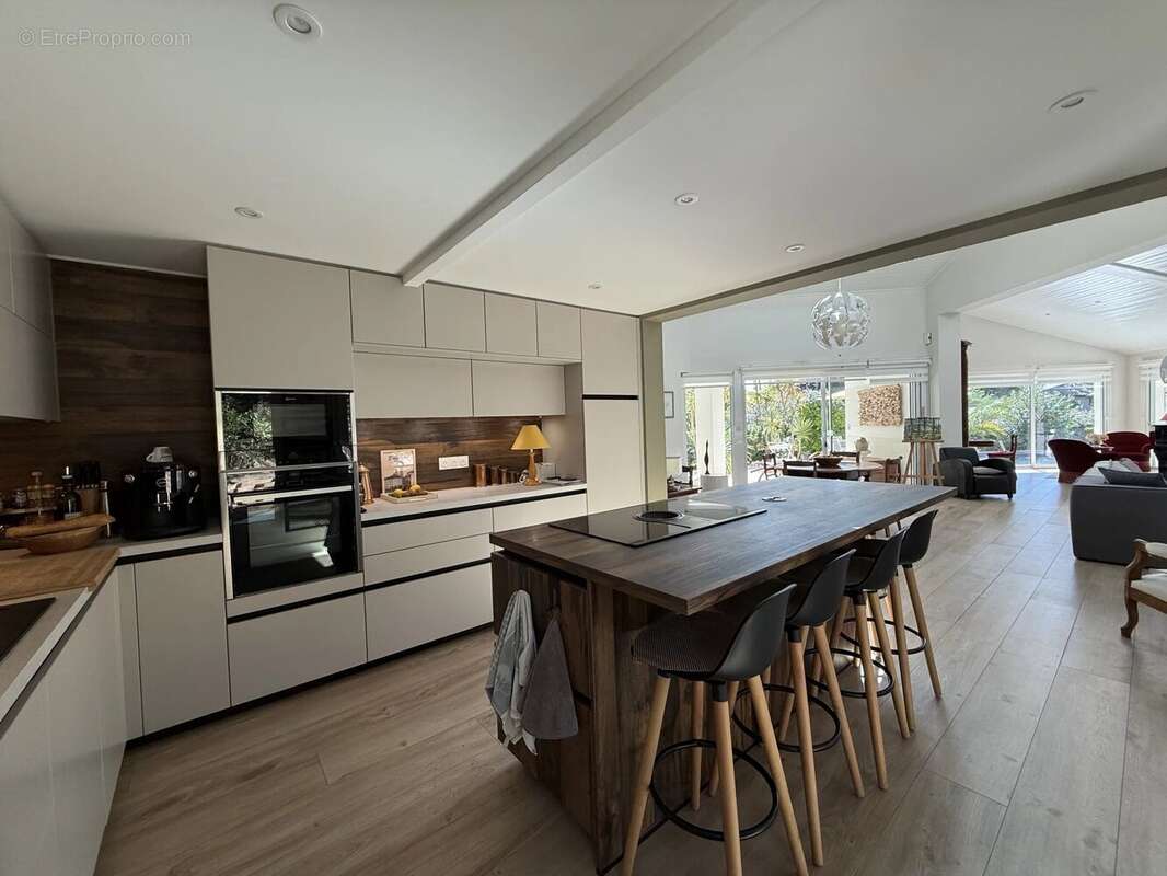 Maison à LE BOUSCAT