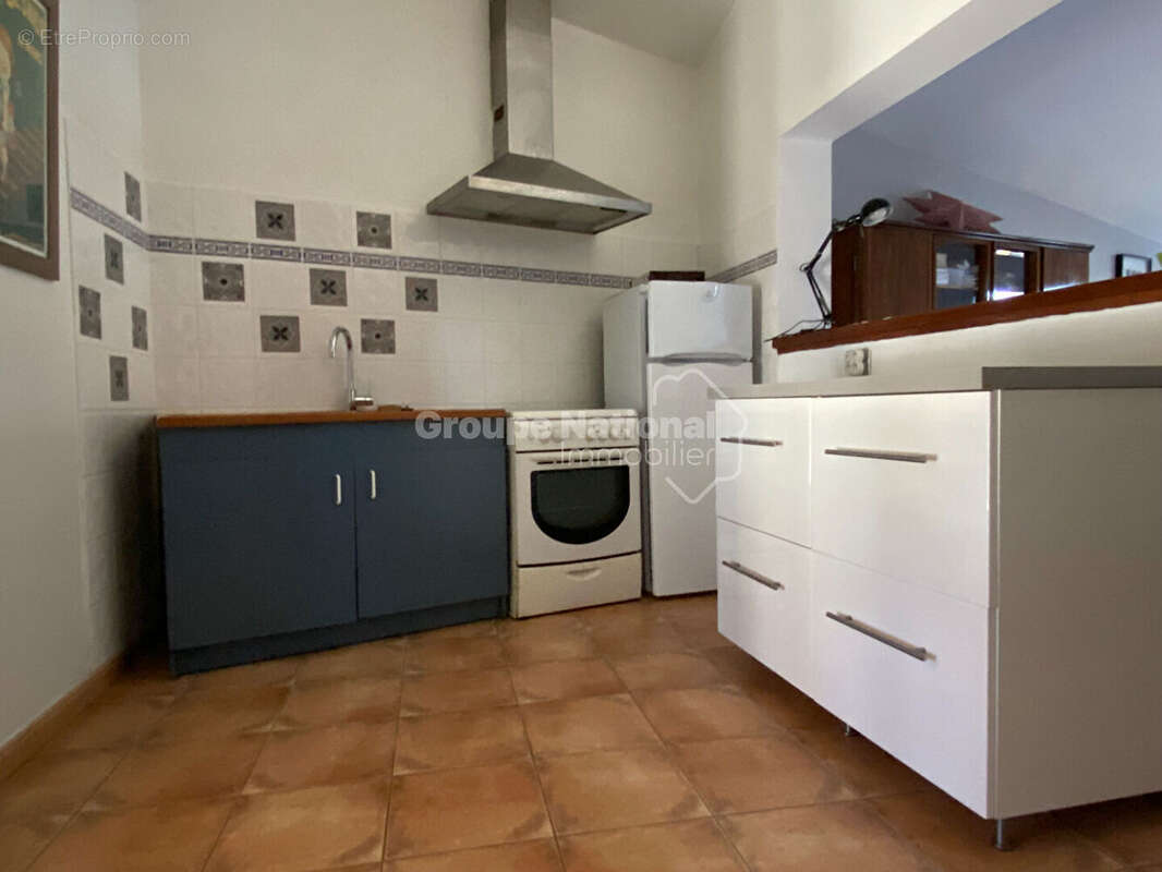 St Remy de Provence, maison + 2 appartements + piscine sur 1234 m² de terrain - photo 14