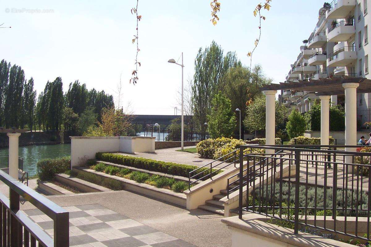 Appartement à NEUILLY-PLAISANCE