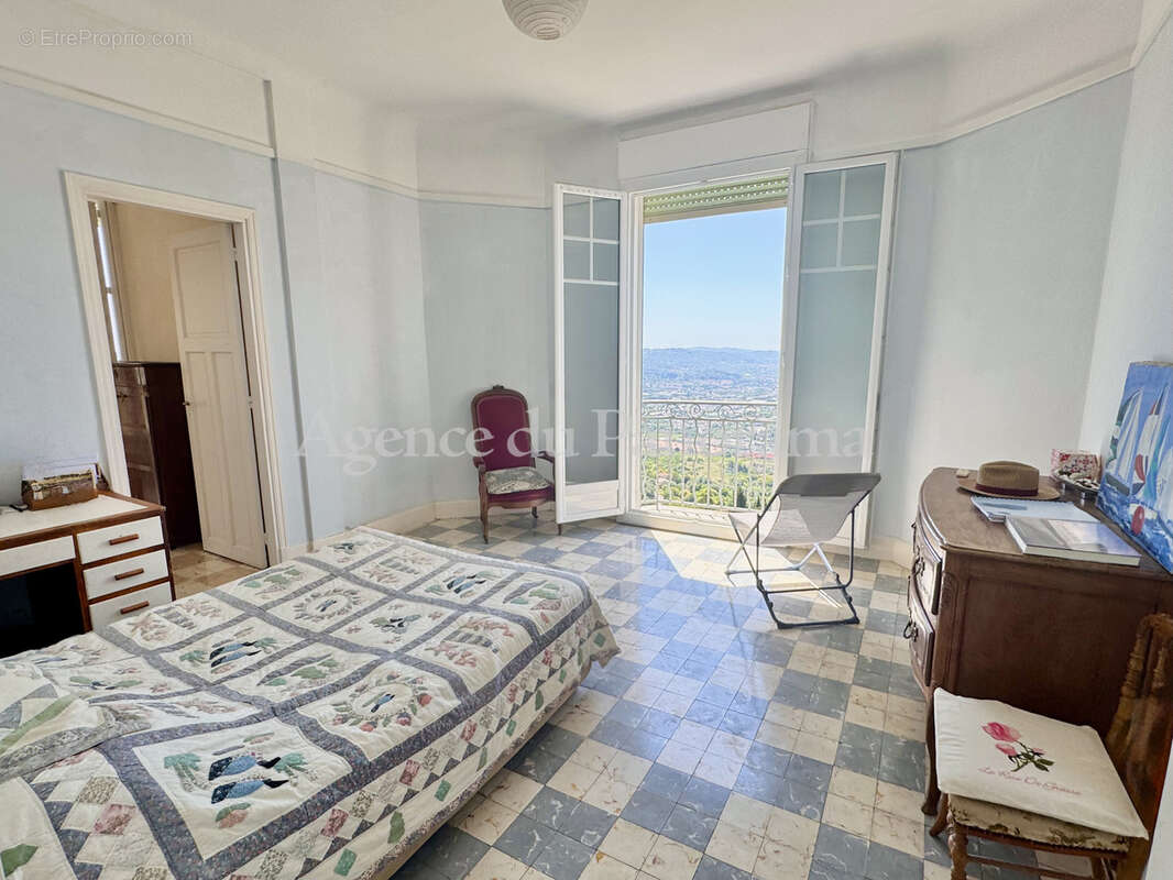 Appartement à GRASSE