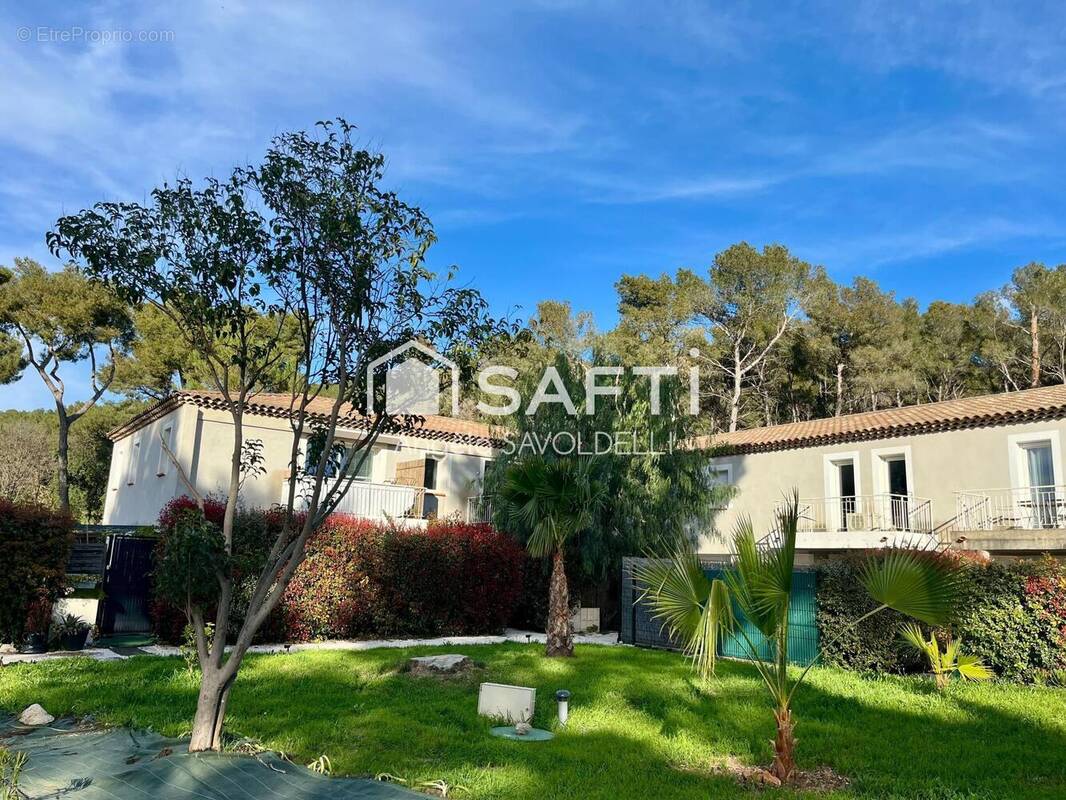 Photo 1 - Appartement à CARQUEIRANNE