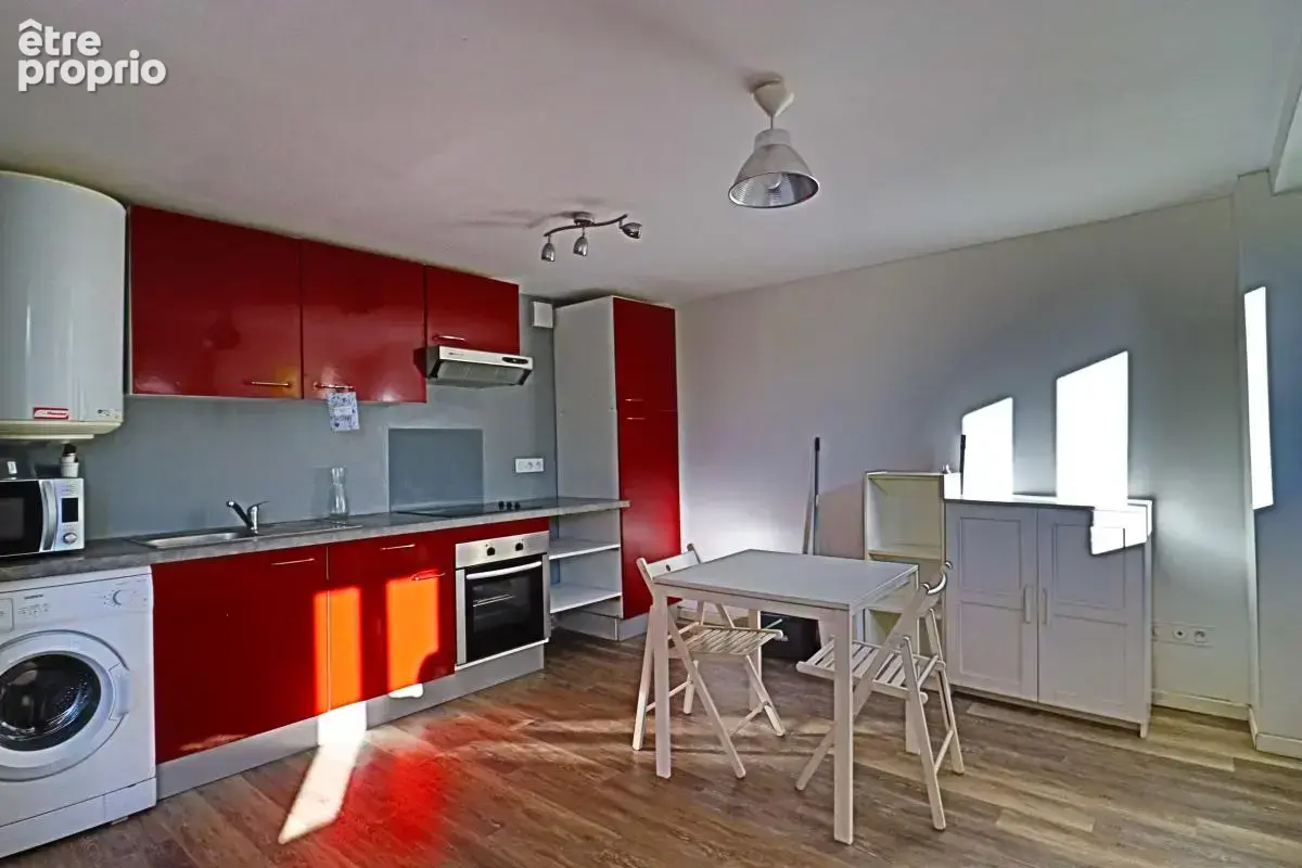 Immeuble de rapport 100 m² — 4 lots meublés — Rentabilité brute 13,5 % — Saint-Satur - photo 2