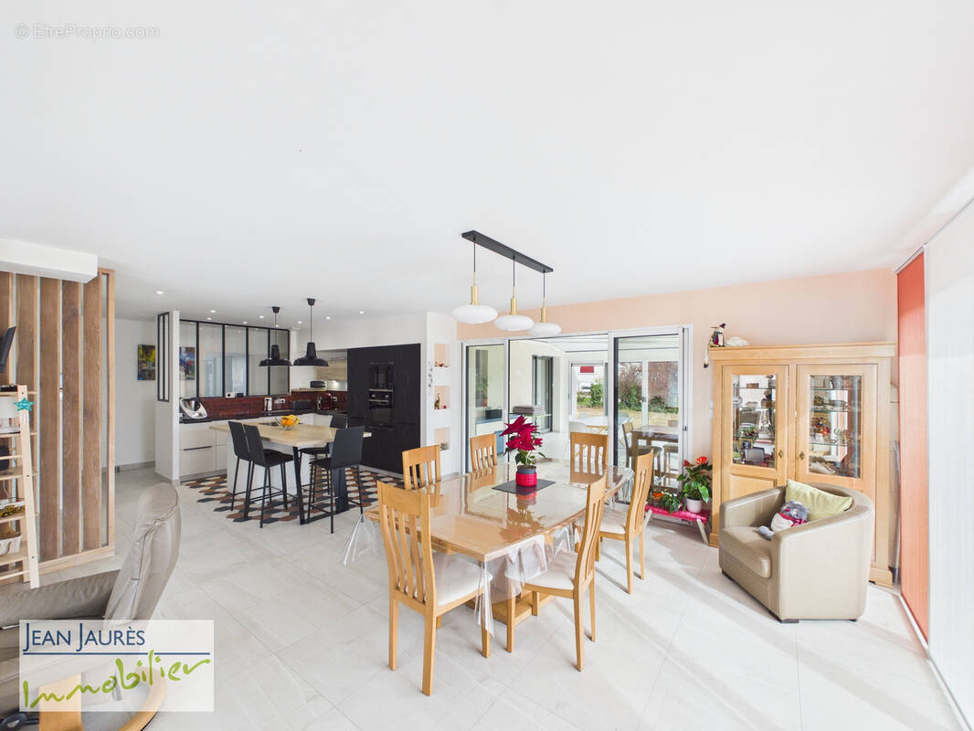 Maison à CRENEY-PRES-TROYES