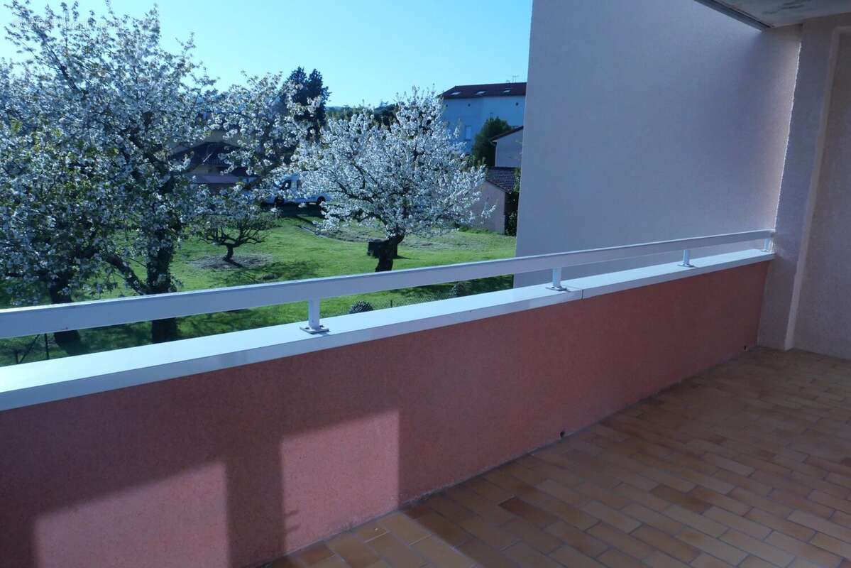 Appartement à VAUGNERAY