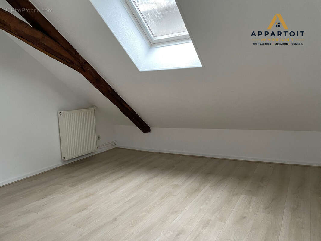 3ème étage - Appartement à VICHY