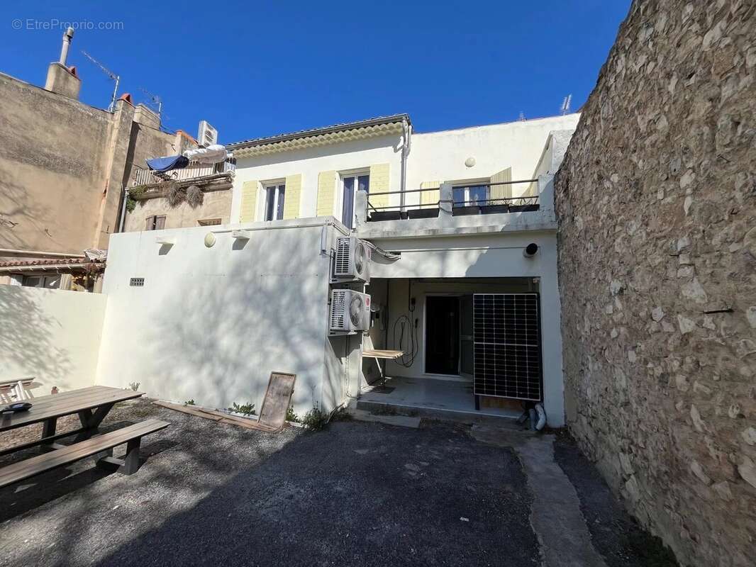 Appartement à PERTUIS