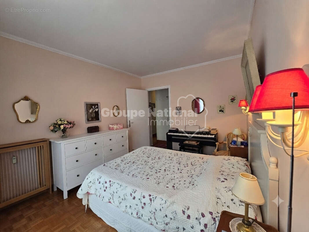 Appartement à VERSAILLES