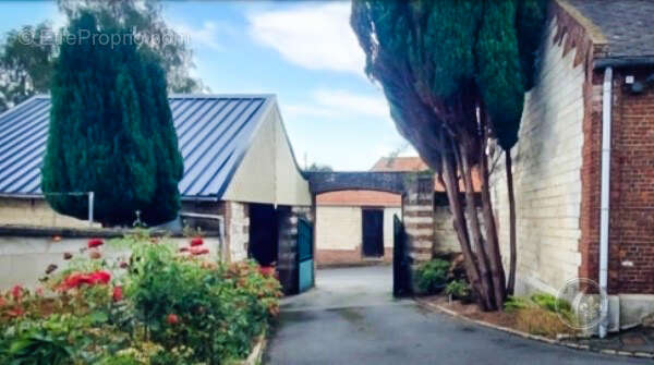 Maison à BERNEVILLE