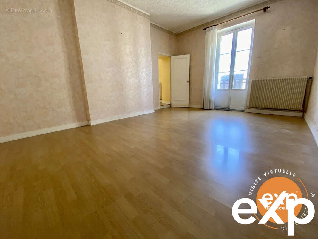 Maison à CHATILLON-SUR-INDRE