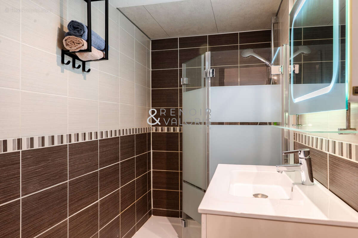 Appartement 42 m² à Nancy  - photo 6