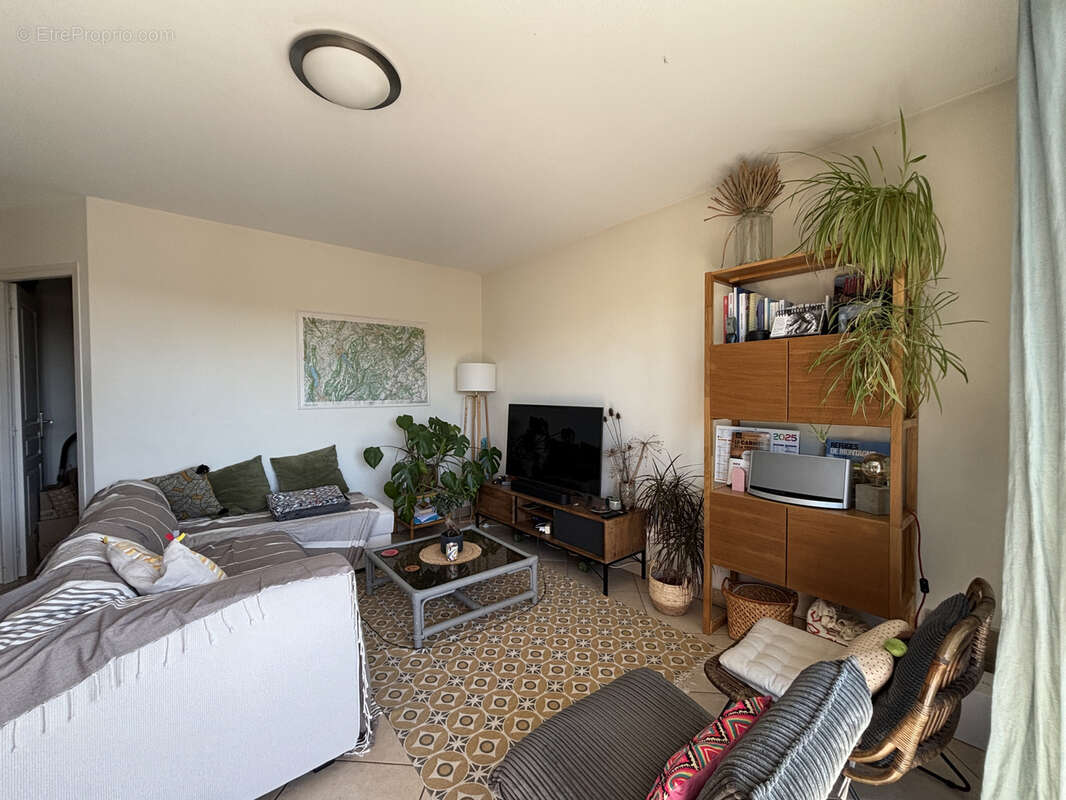 Appartement à GROISY