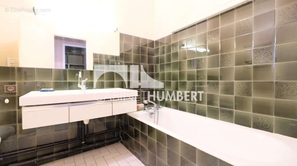 Appartement à SAINT-ETIENNE