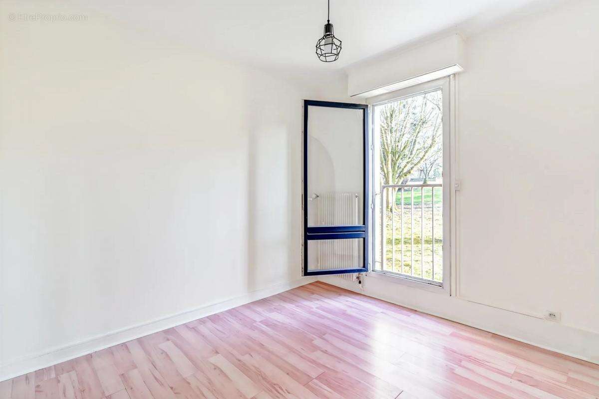 Appartement à BOUSSY-SAINT-ANTOINE