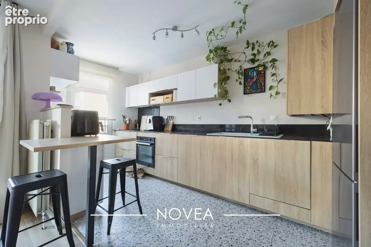 Appartement 67 m² à Villeurbanne  - photo 2