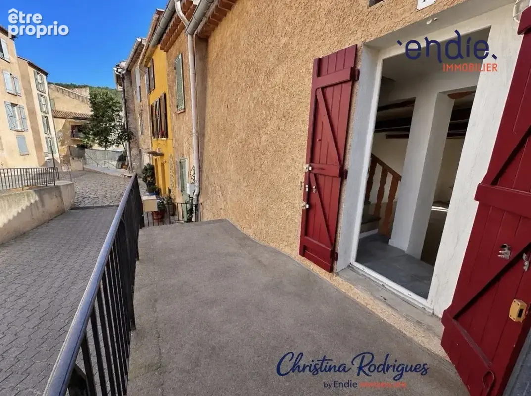 Appartement 6 pièces 135 m² à vendre à Salernes (83690) - photo 4