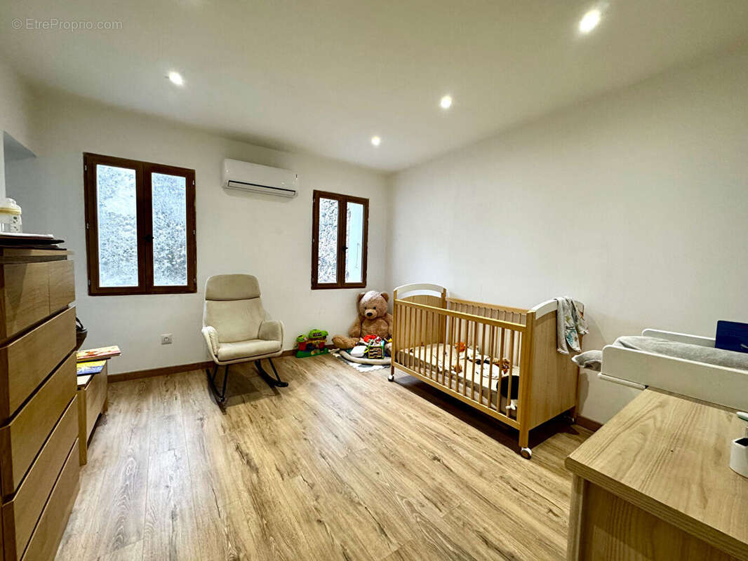 Maison à SAINT-MAXIMIN-LA-SAINTE-BAUME