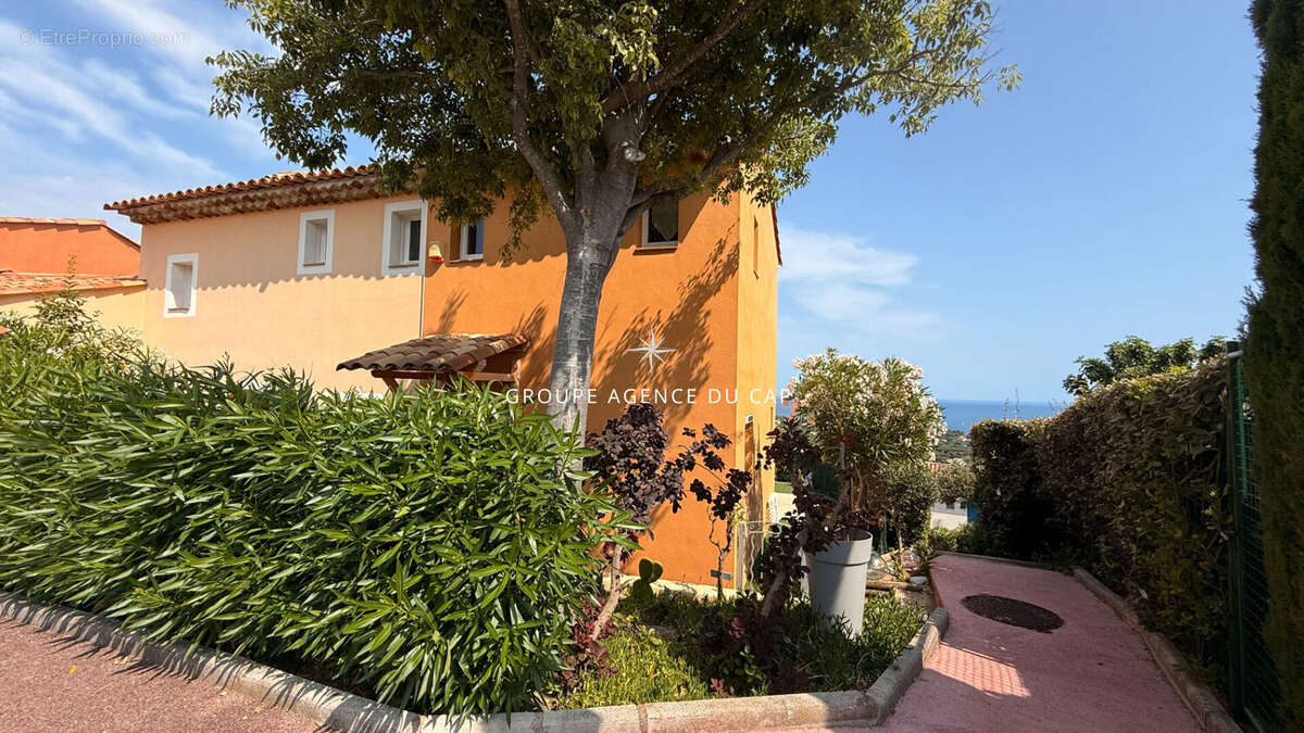 Appartement à LES ISSAMBRES