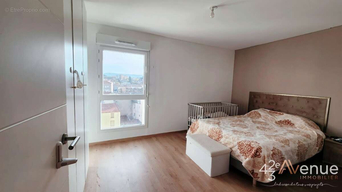 Appartement à SAINT-CHAMOND