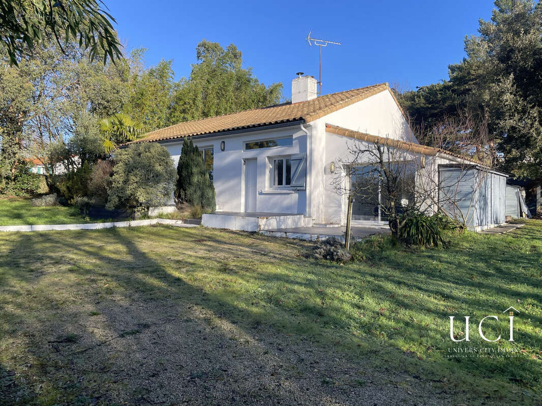 Maison 148 m² à Bourgneuf-En-Retz  - photo 2