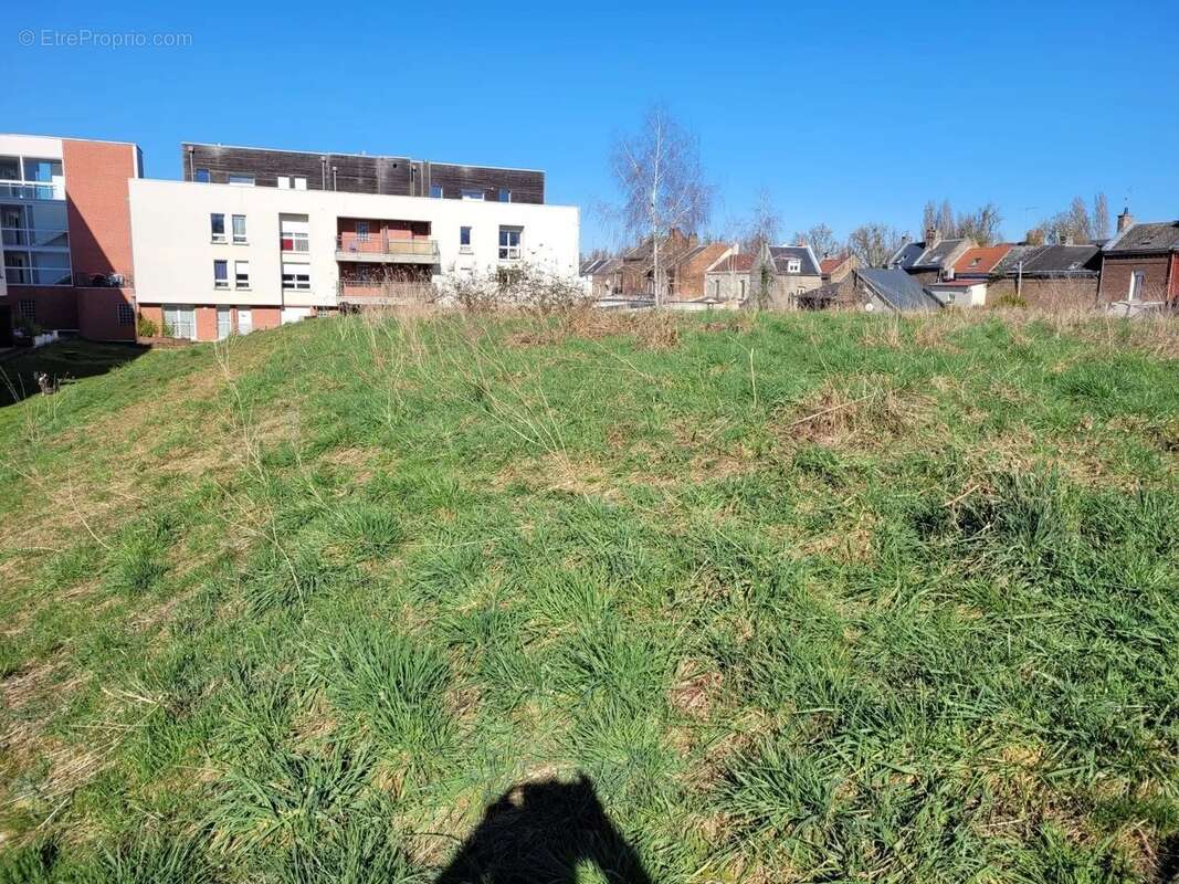Terrain à AMIENS