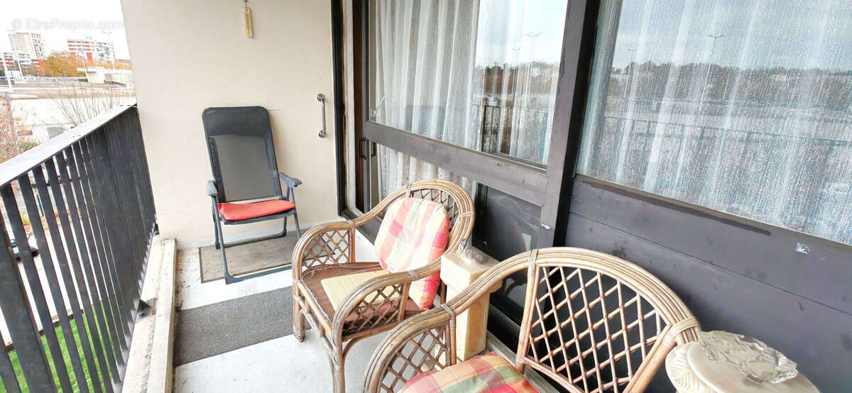 Appartement à LES MUREAUX