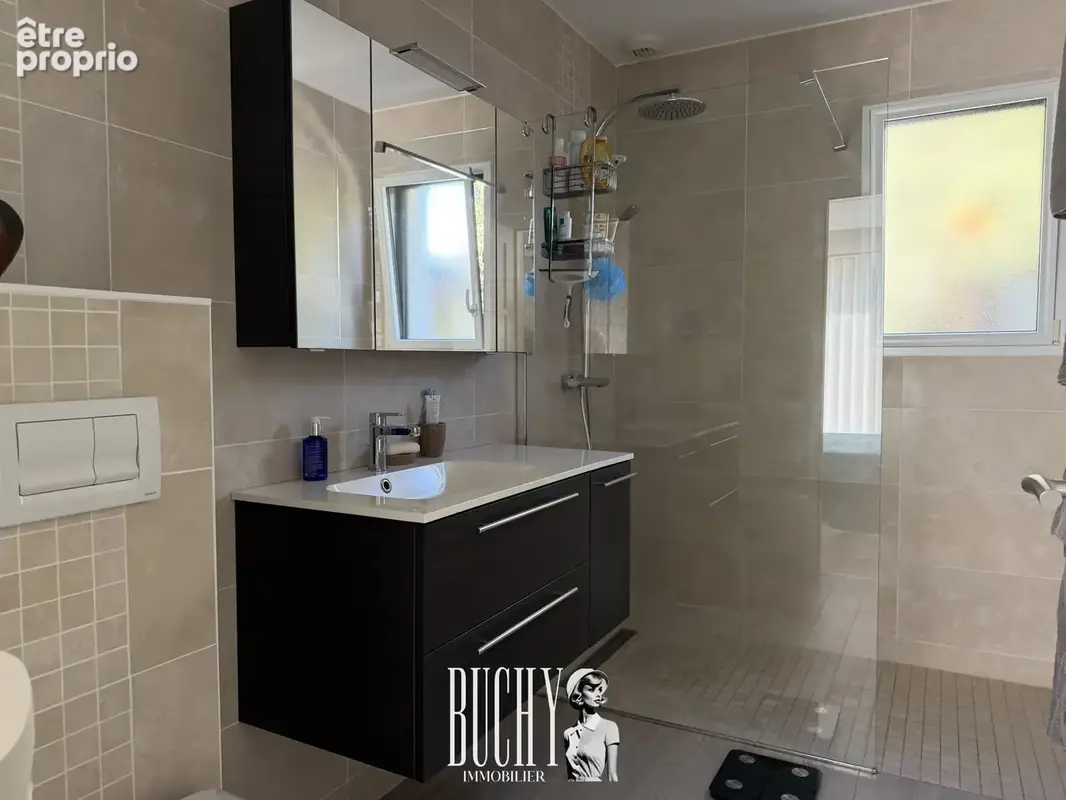 Villa contemporaine de plain-pied   Prestations de qualité et de caractère avec piscine - photo 10