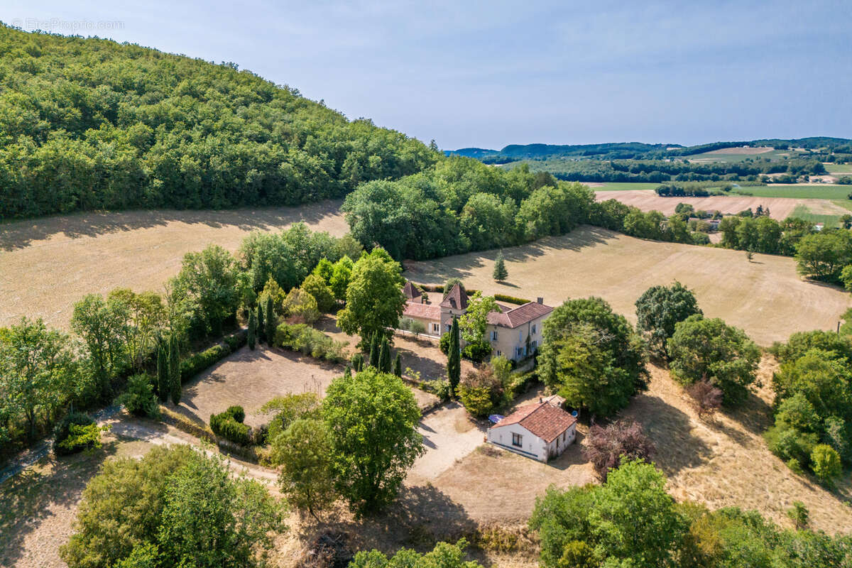 Maison de campagne avec annexe et piscine - photo 3