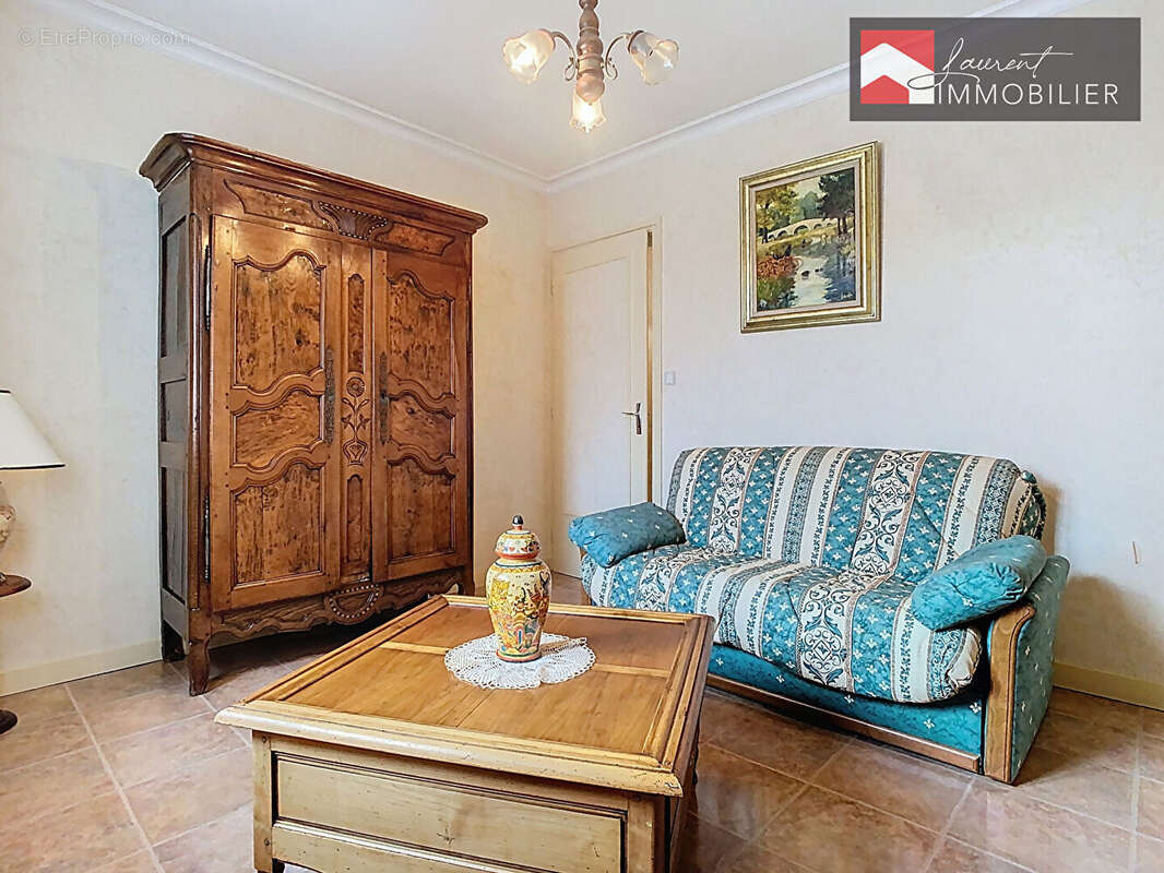 À VENDRE : Maison familiale de 156 m² à LACROST - photo 8