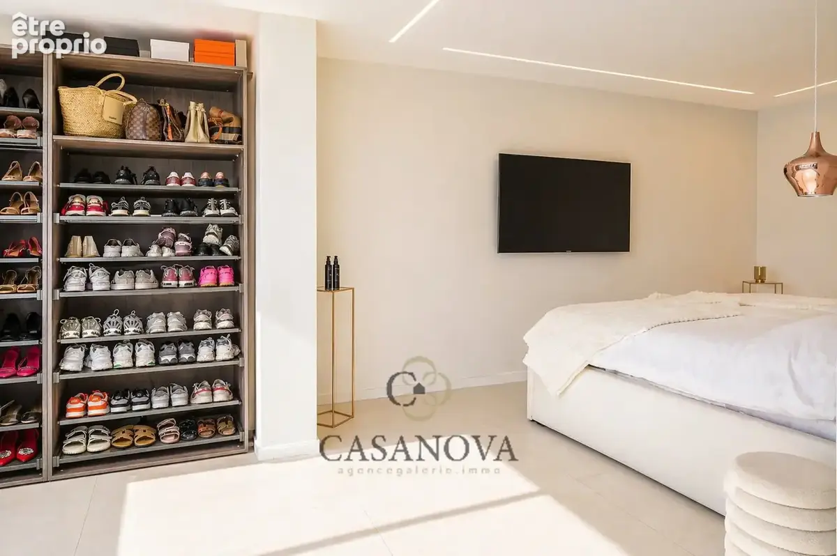 Villa moderne de 250 m² à Saint Gely-du-fesc sur 1150 m² de terrain - photo 15