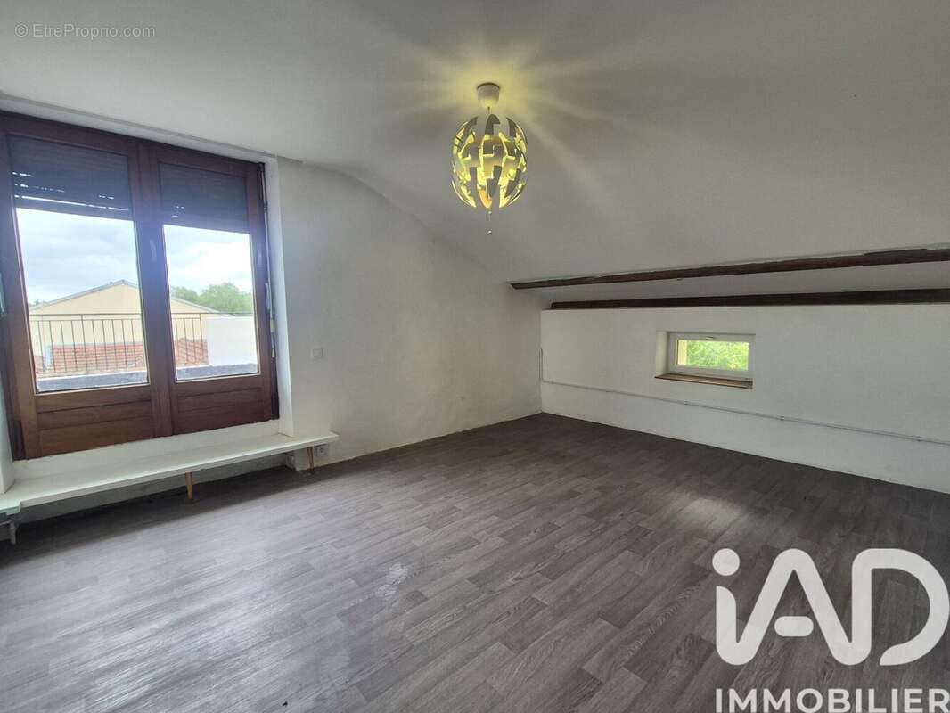 Maison 303 m² à Saint-Dizier  - photo 9