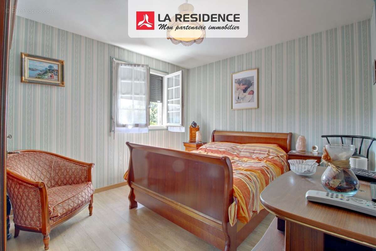 Maison à LES MUREAUX