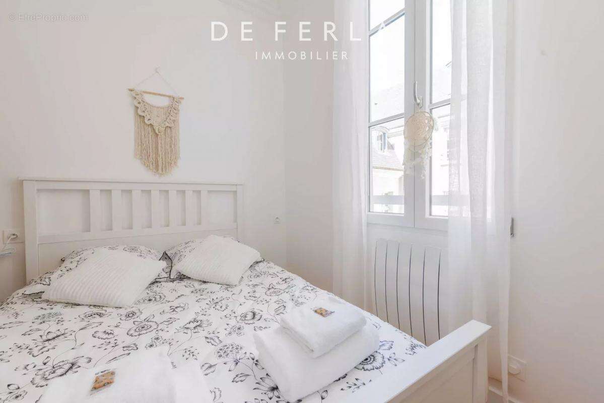 Appartement à PARIS-3E