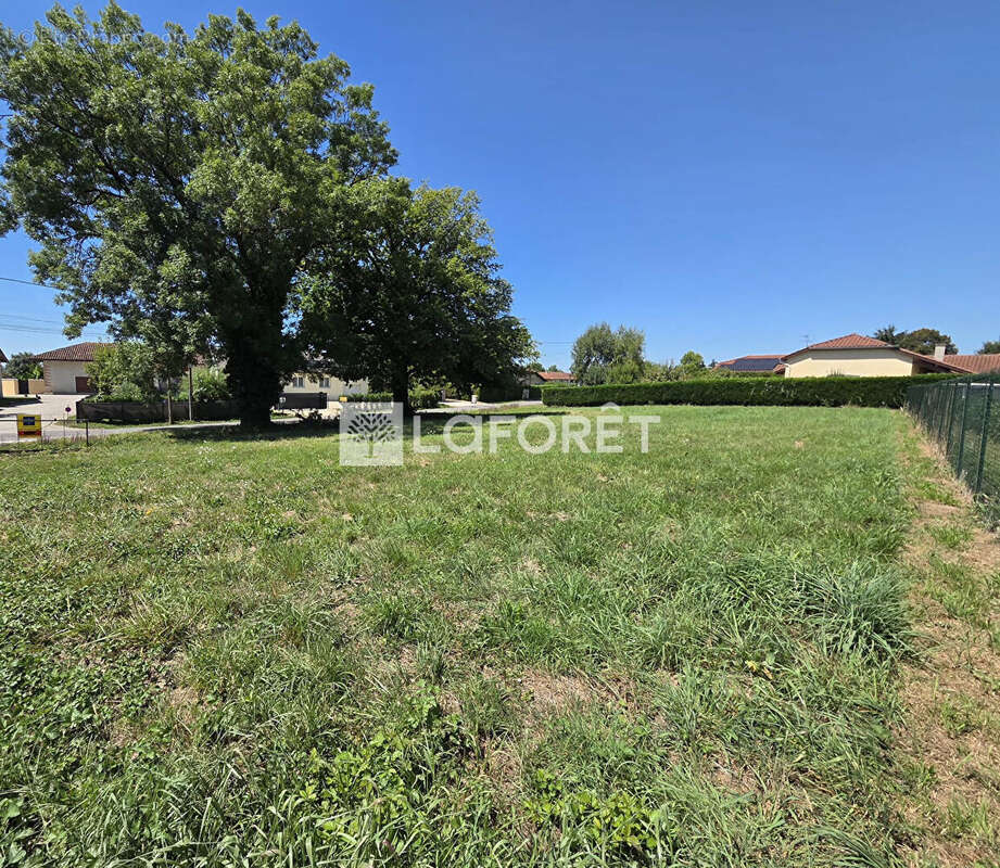 Terrain constructible - VIRIAT - photo 2
