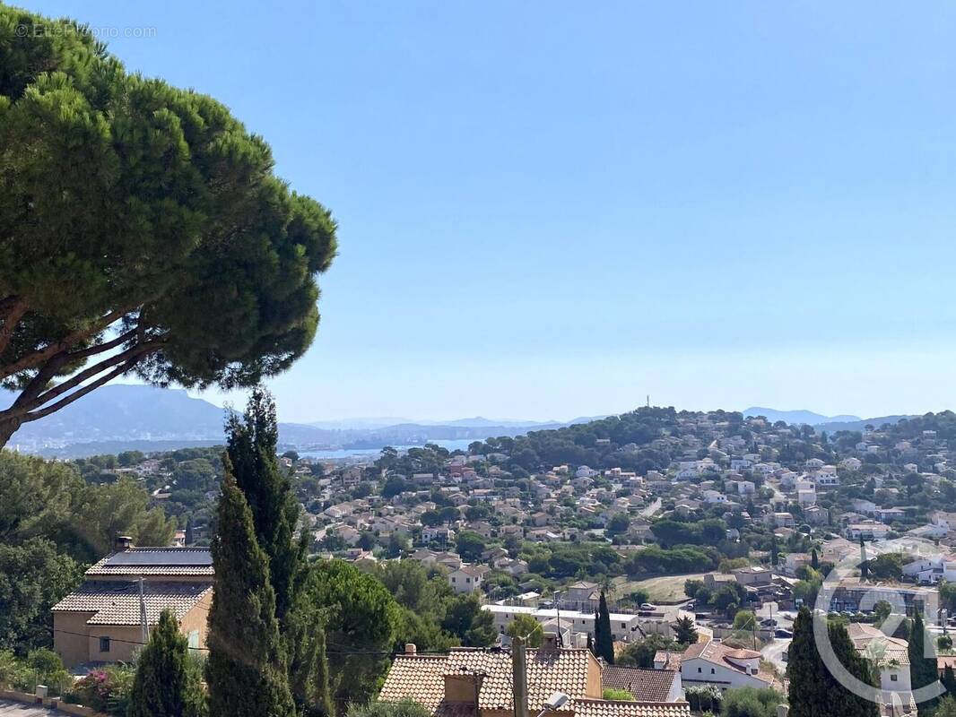 Appartement à SIX-FOURS-LES-PLAGES