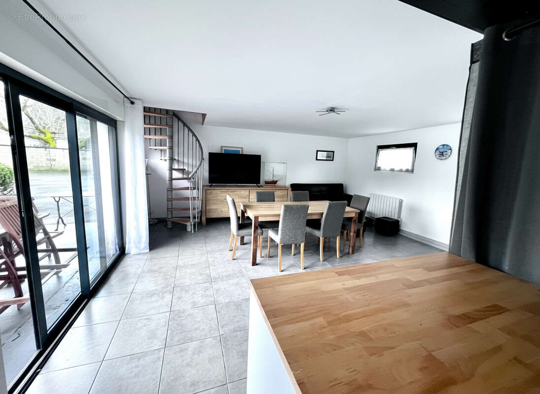 Maison à SALLES