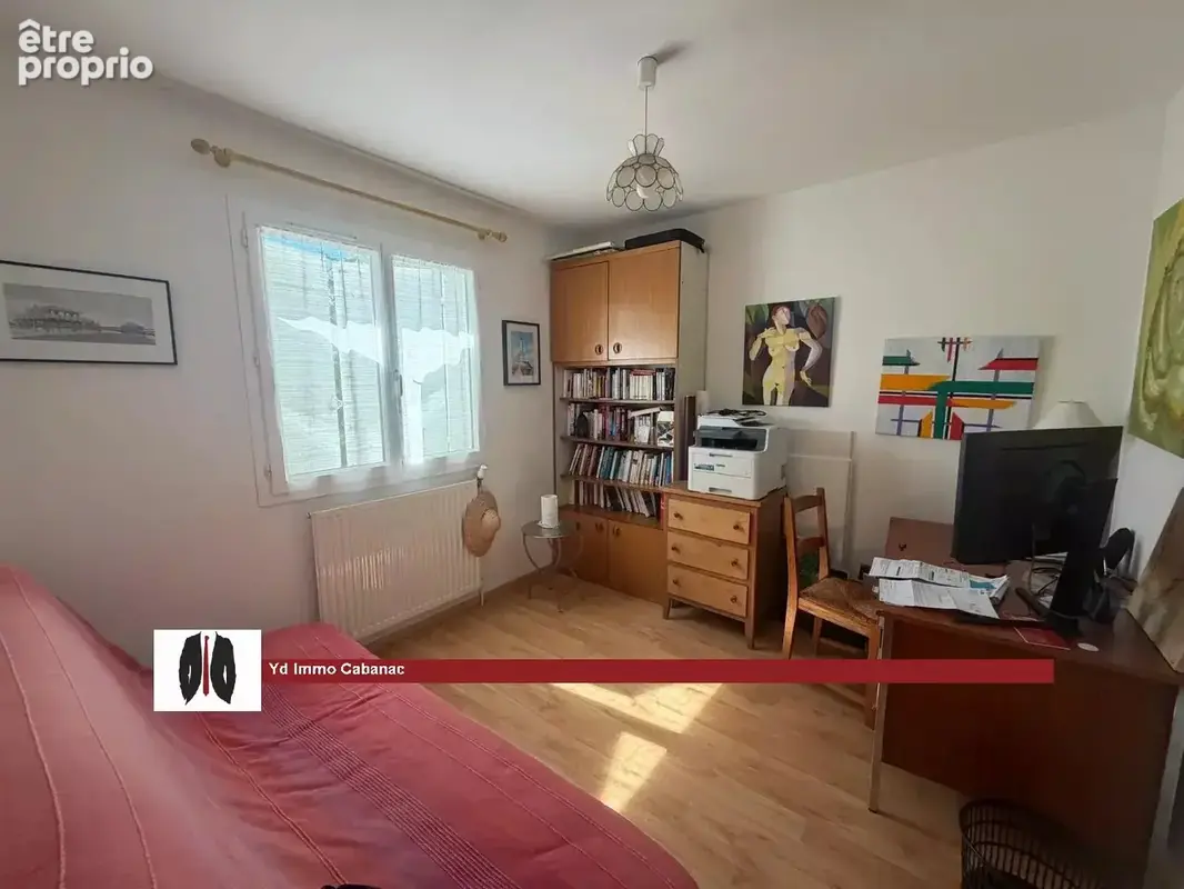 Maison 4 chambres avec beau terrain et piscine - photo 10