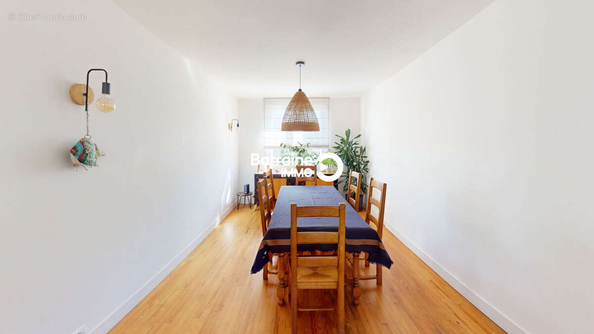 Maison à SAINT-RENAN