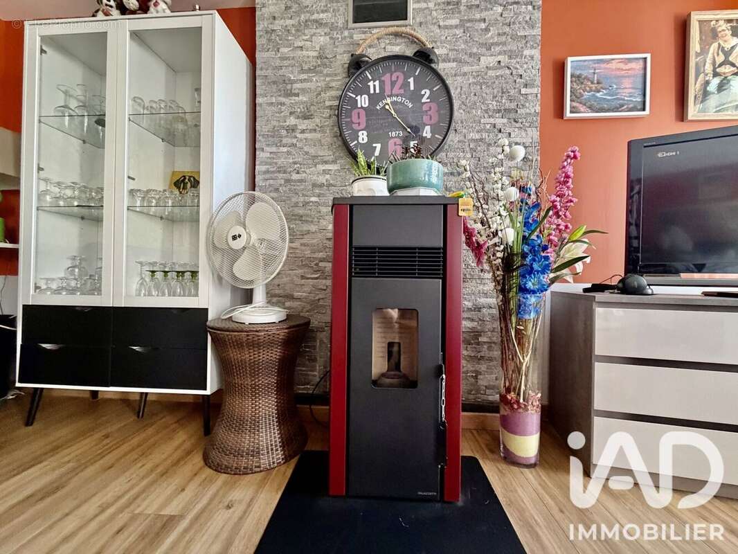 Maison 130 m² à Saint-Gilles-Les-Bois  - photo 8