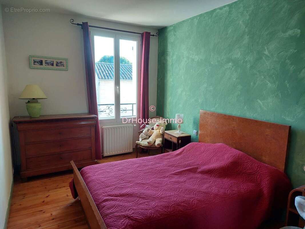 Maison à PRIN-DEYRANCON