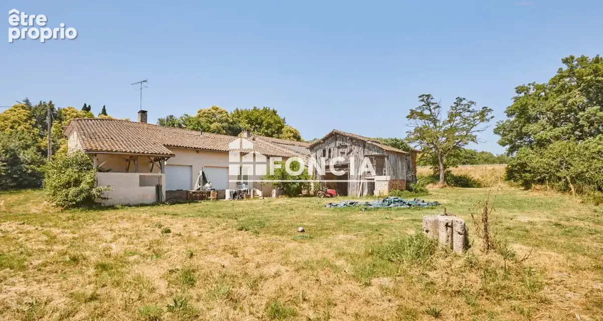 Maison familiale de 225 m² avec dépendance et terrain de 2000 m² – Aiguillon - photo 15