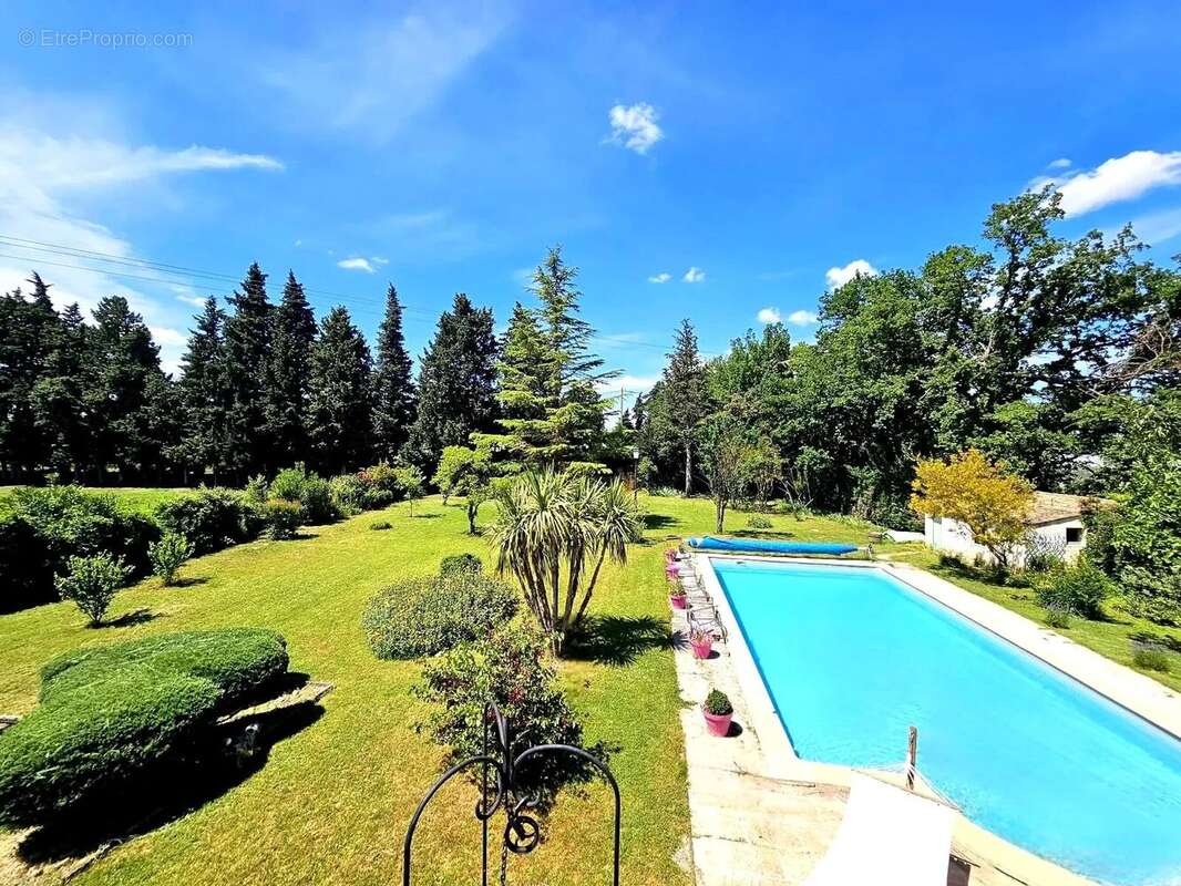 Maison à CAUMONT-SUR-DURANCE