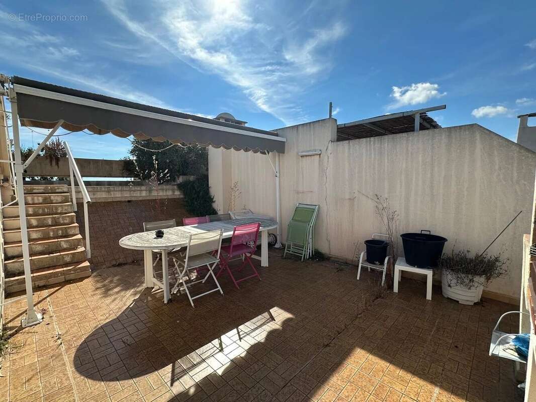 Appartement à VALLAURIS