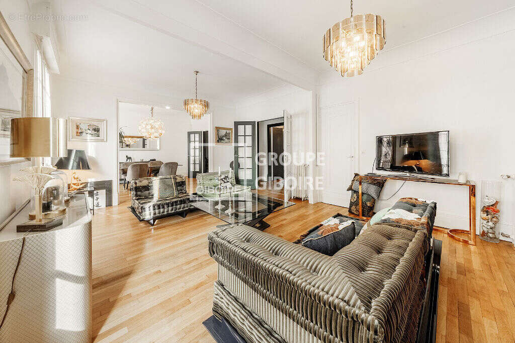 À VENDRE - AGENCE GIBOIRE - Appartement Rennes 5 pièces 156 m² - photo 2