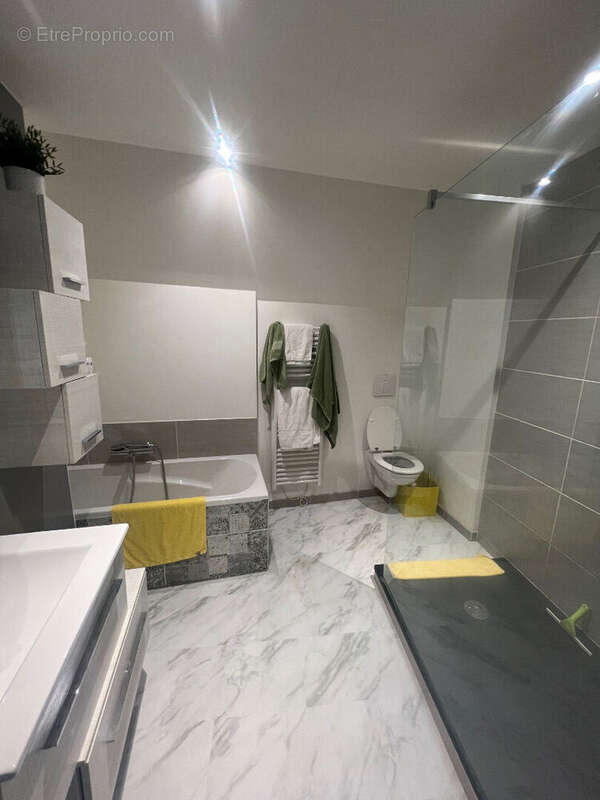 Appartement à LAVAL